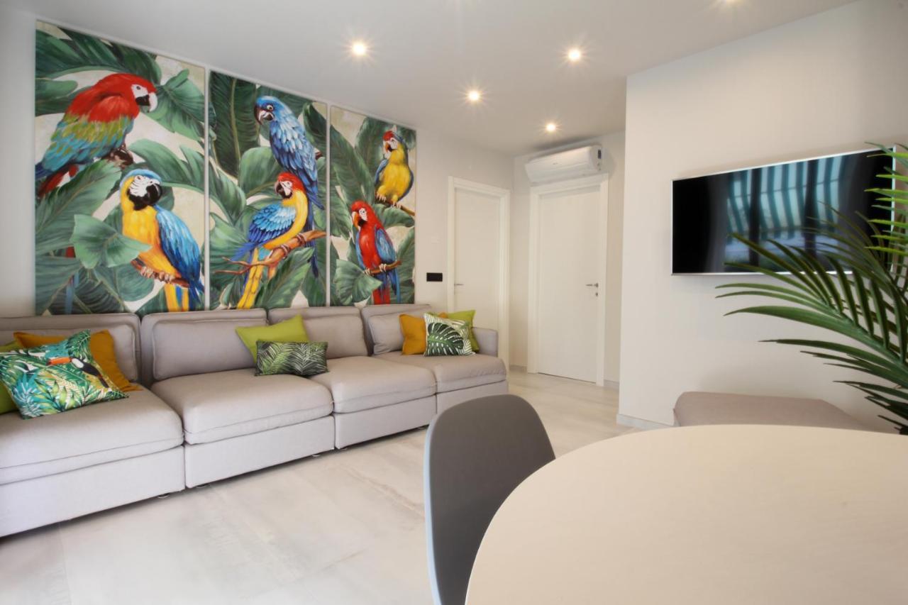 Parrots & Palms Apartment Bordighera Exterior photo